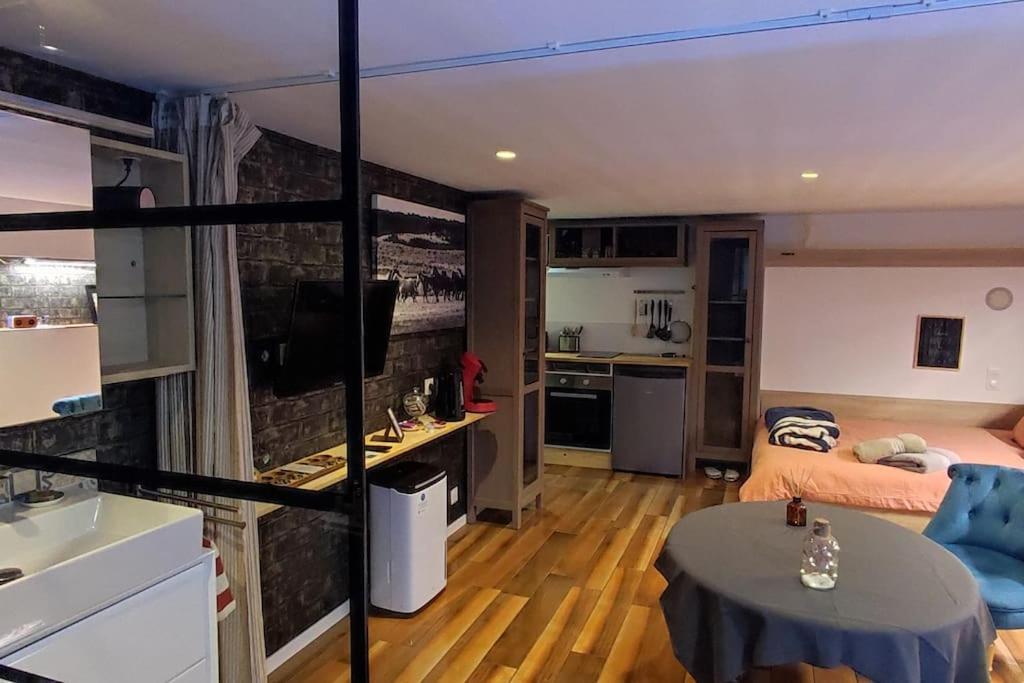 Studio Paisible Et Balneo Vezin-le-Coquet ภายนอก รูปภาพ